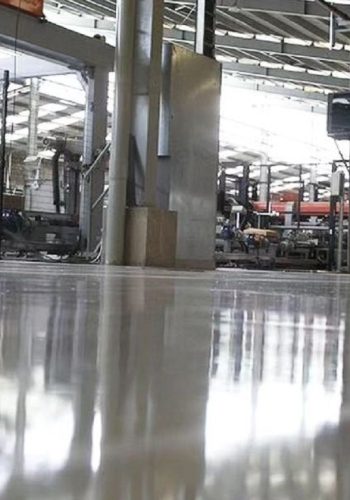 7 Sektor Industri ini Wajib pakai Epoxy Lantai Industri